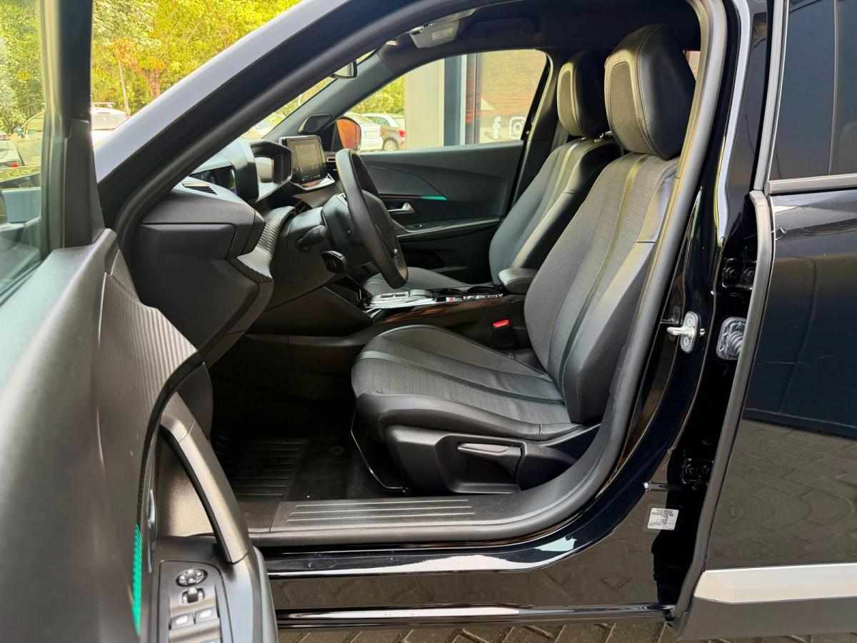 peugeot-e-2008-allure-ev-50kwh-2023-eletrico