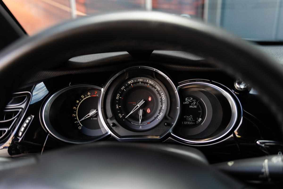 citroen-ds3-1-2-vti-2013-gasolina-1199cc