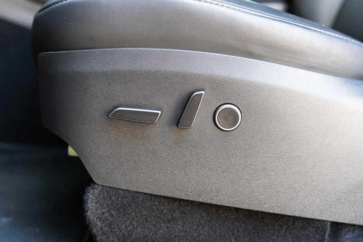 tesla-model-y-long-range-awd-2022-eletrico
