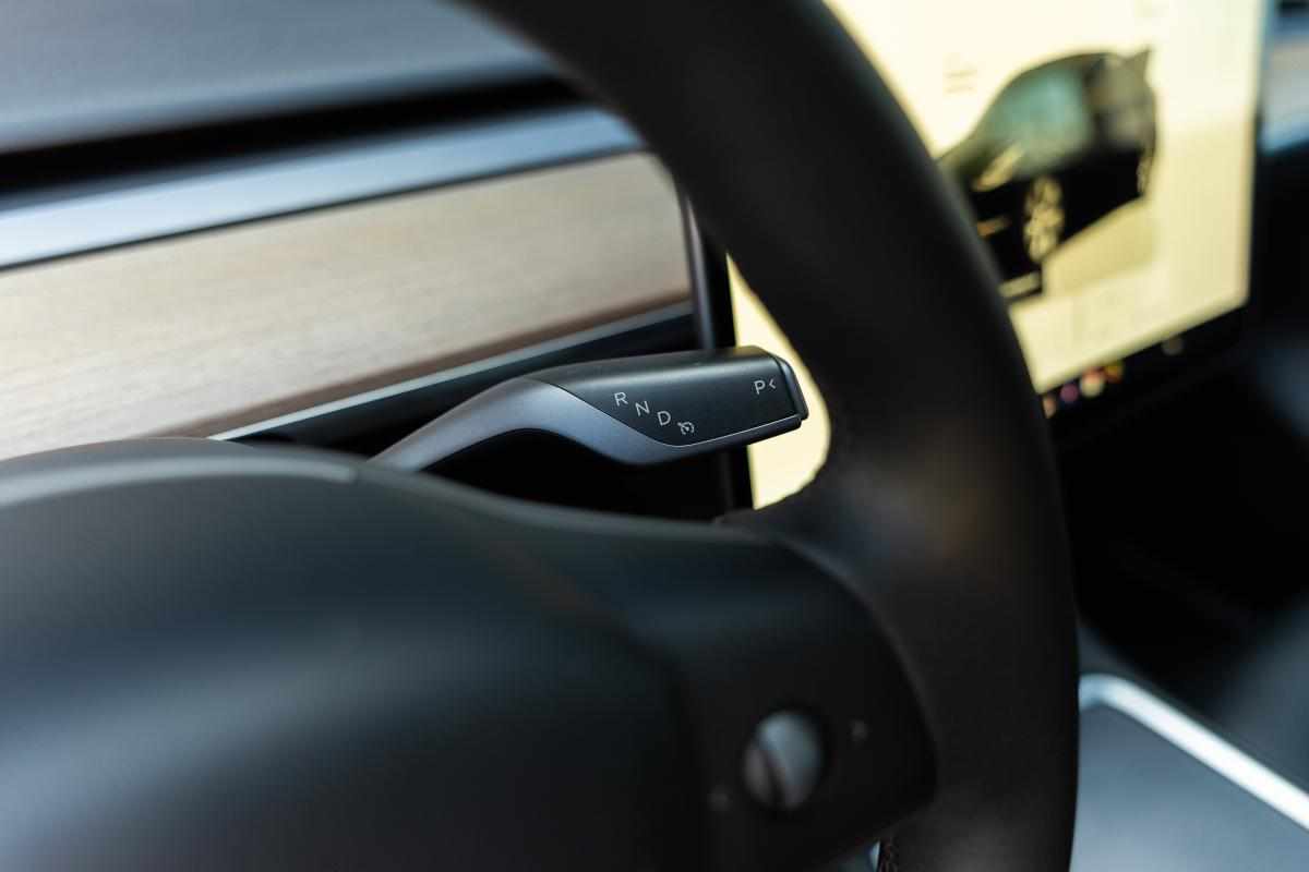 tesla-model-y-long-range-awd-2022-eletrico