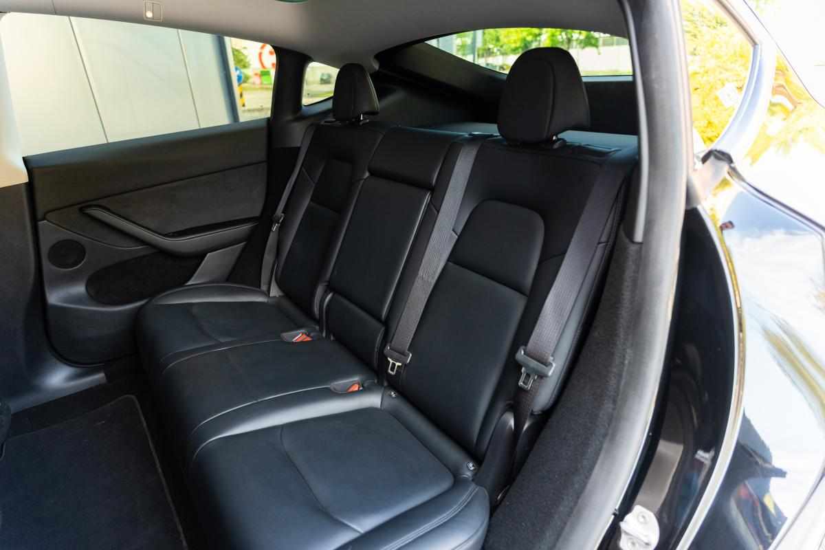 tesla-model-y-long-range-awd-2022-eletrico
