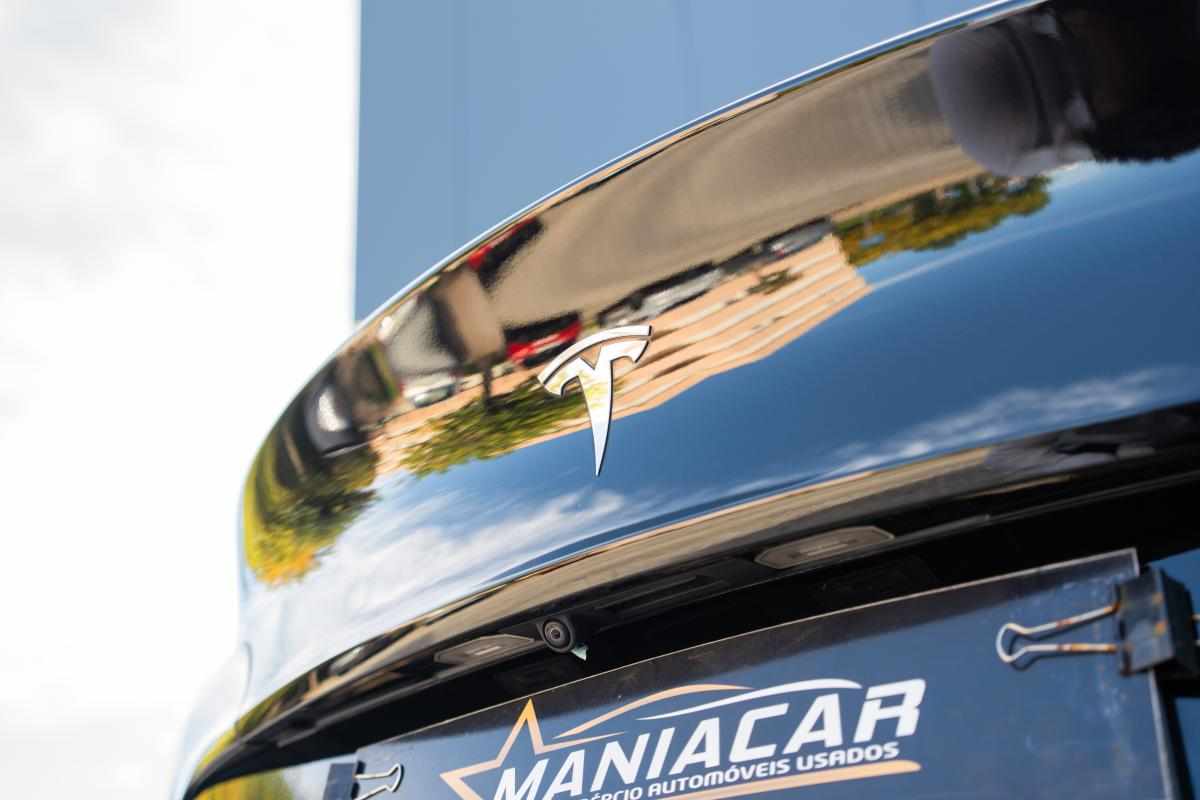 tesla-model-y-long-range-awd-2022-eletrico