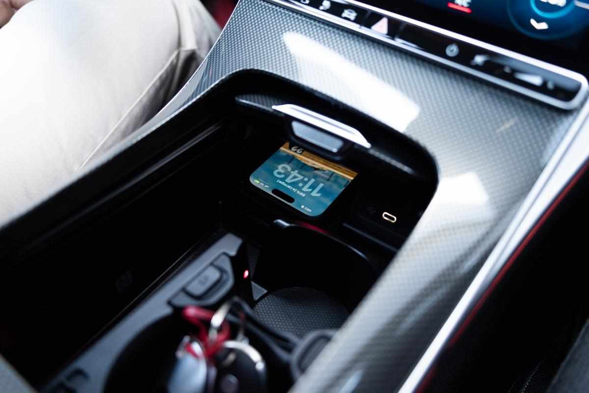 mercedes-benz-classe-c-c-300-e-2023-gasolina-1999cc