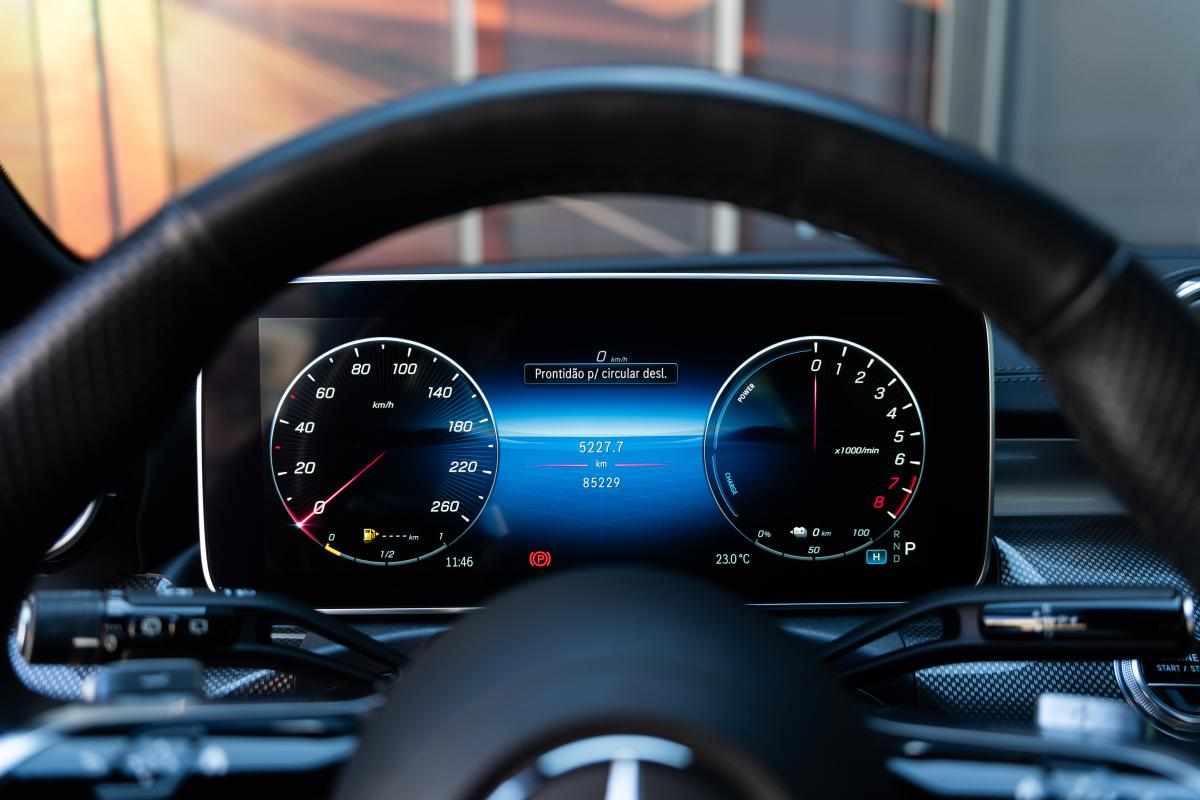 mercedes-benz-classe-c-c-300-e-2023-gasolina-1999cc