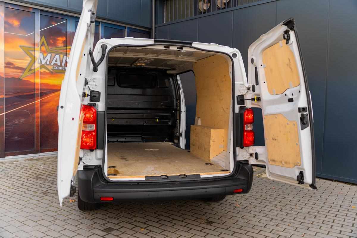 opel-vivaro-2-0cdti-2023-diesel-1995cc