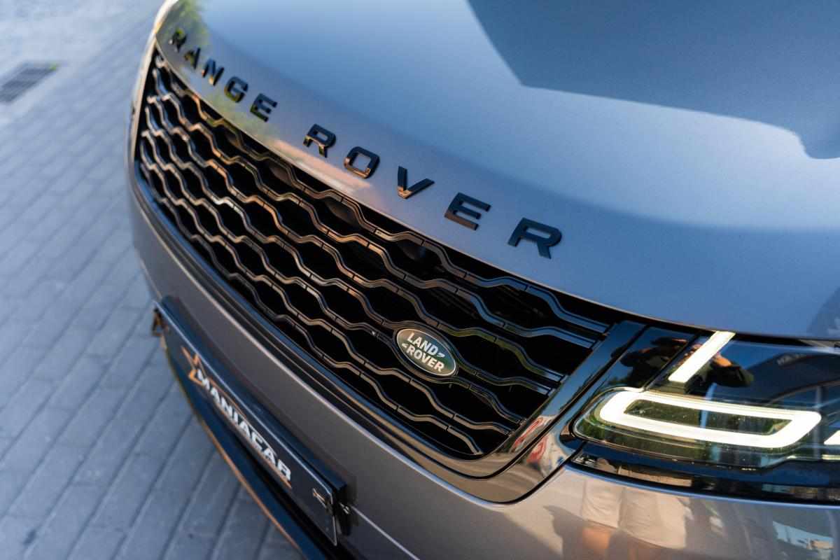 land-rover-range-rover-velar-d240-awd-2018-diesel-1999cc