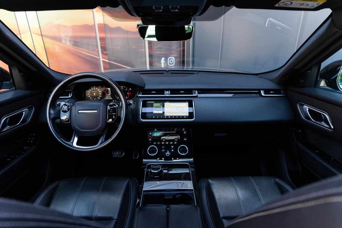 land-rover-range-rover-velar-d240-awd-2018-diesel-1999cc
