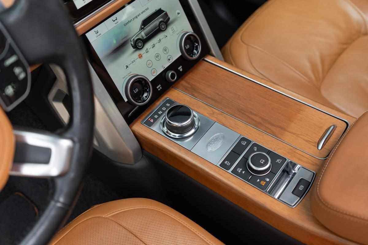 land-rover-range-rover-3-0-sdv6-awd-2018-diesel-2993cc