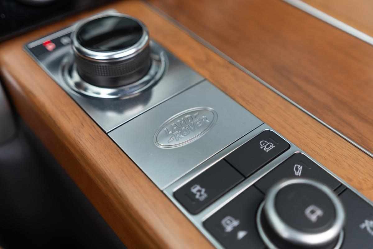 land-rover-range-rover-3-0-sdv6-awd-2018-diesel-2993cc