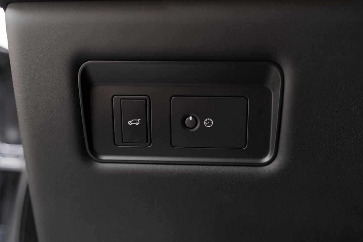 land-rover-range-rover-3-0-sdv6-awd-2018-diesel-2993cc