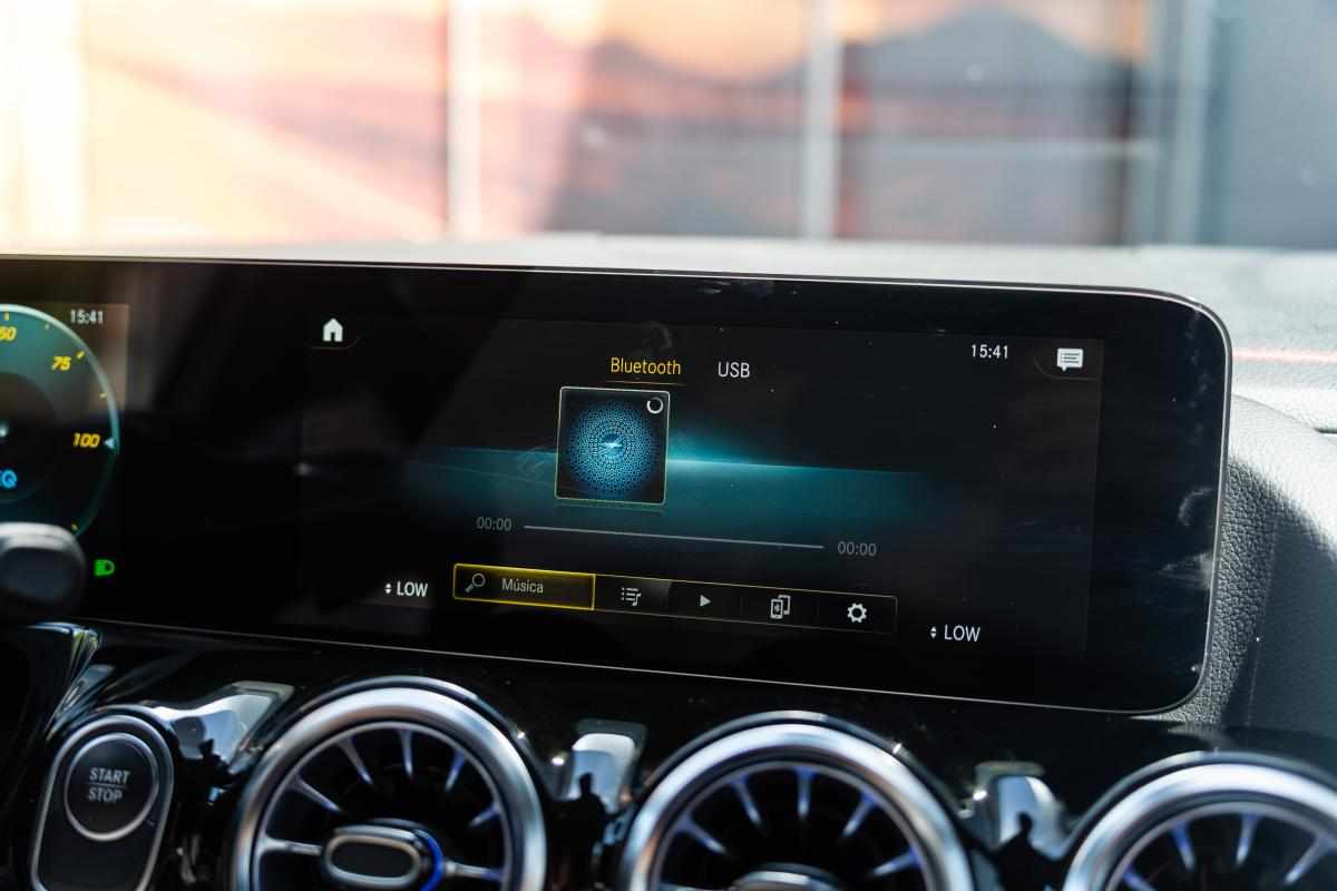 mercedes-benz-eqa-250-2022-eletrico