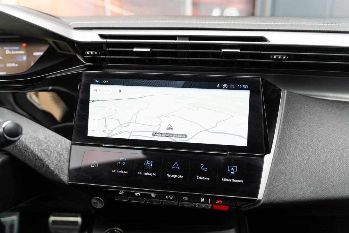 peugeot-408-1-6-phev-2024-gasolina-1598cc