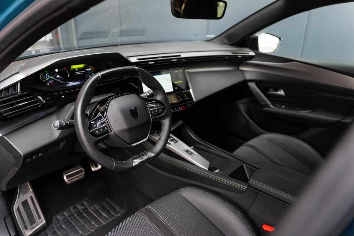 peugeot-408-1-6-phev-2024-gasolina-1598cc