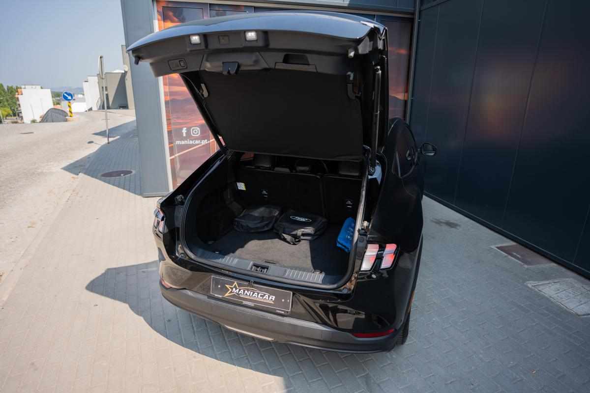 ford-mustang-mach-e-standard-range-2021-eletrico