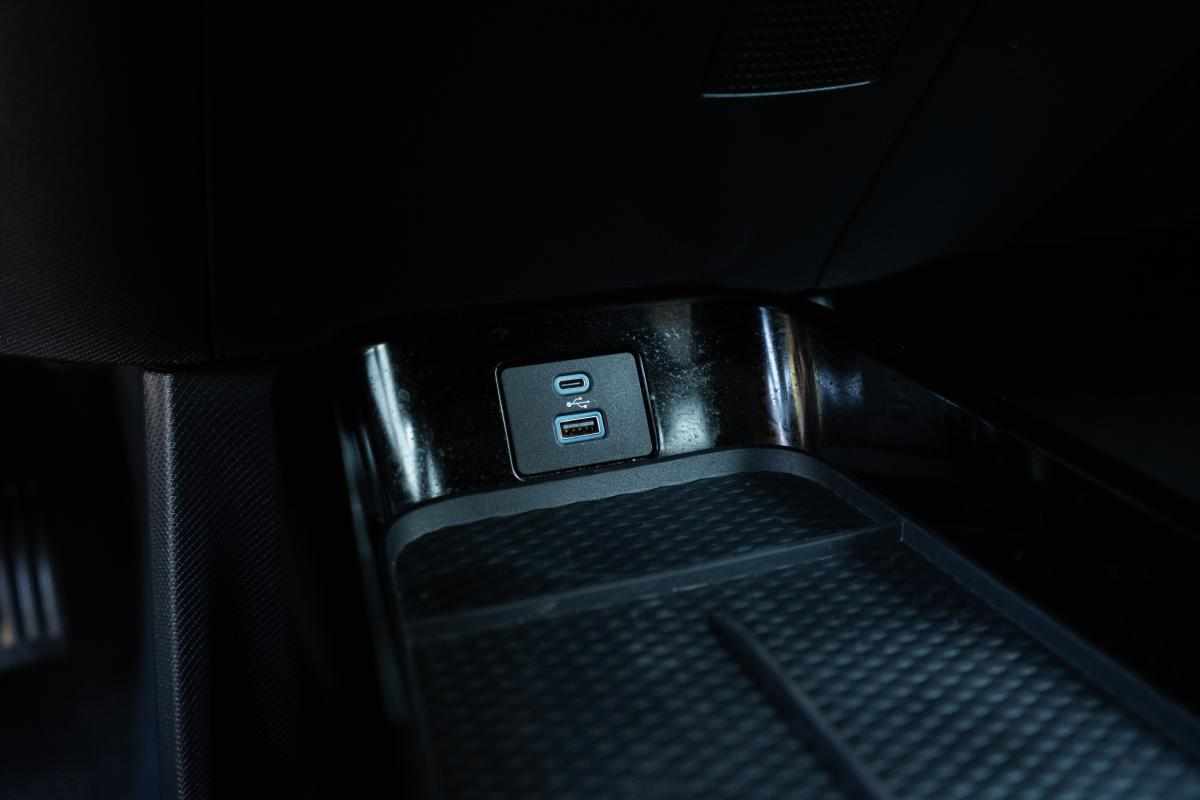 ford-mustang-mach-e-standard-range-2021-eletrico