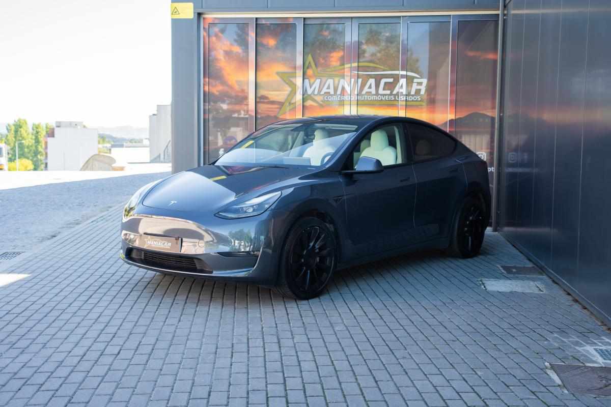 tesla-model-y-long-range-awd-2021-eletrico