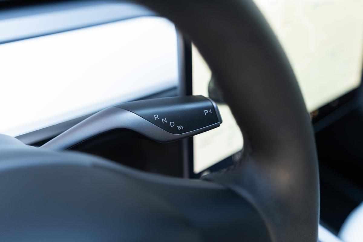 tesla-model-y-long-range-awd-2021-eletrico