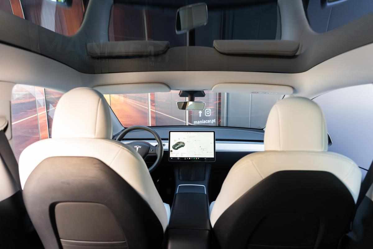 tesla-model-y-long-range-awd-2021-eletrico
