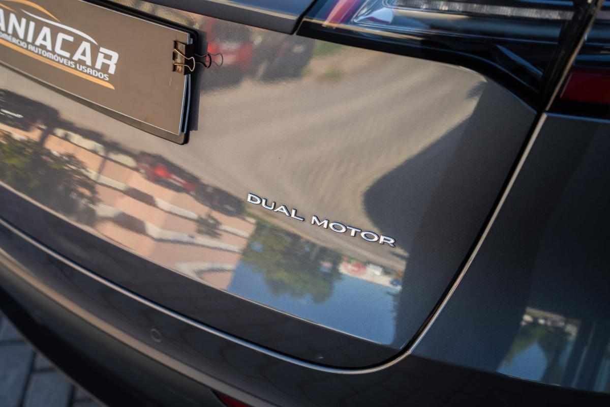 tesla-model-y-long-range-awd-2021-eletrico