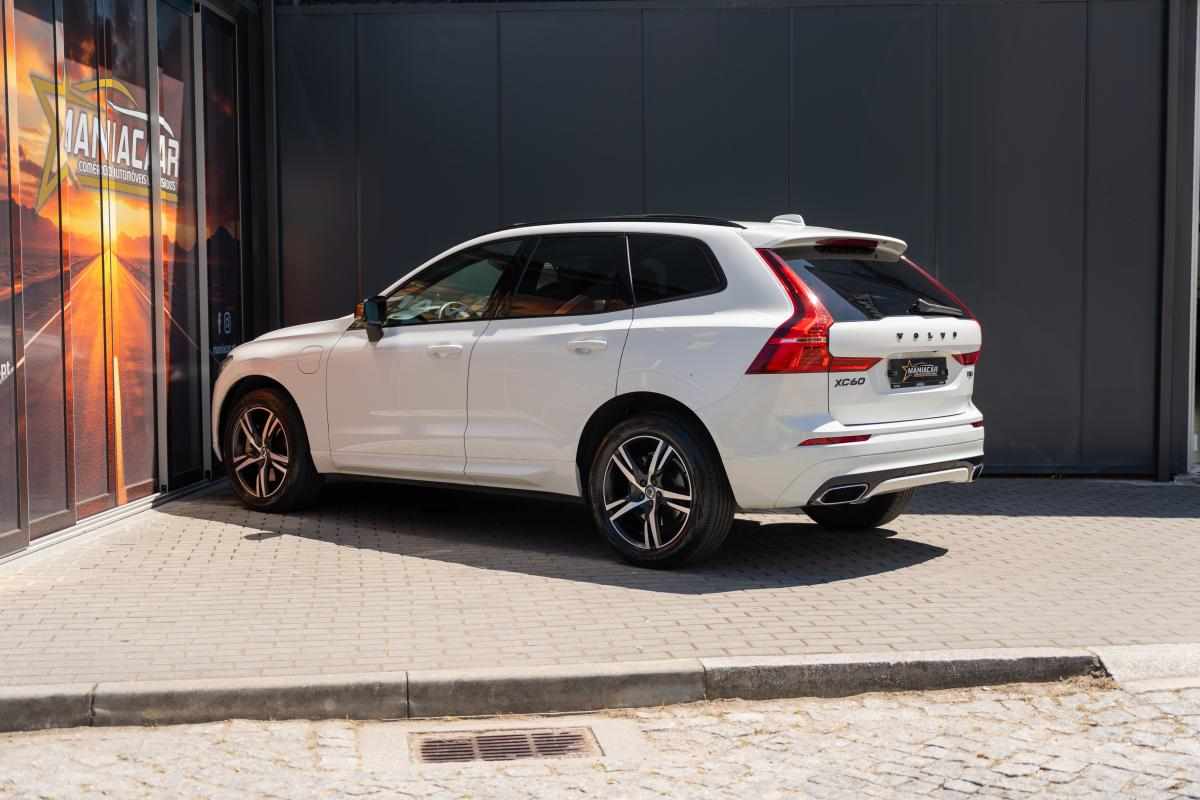 volvo-xc60-2-0-t8-twin-engine-2020-gasolina-1969cc