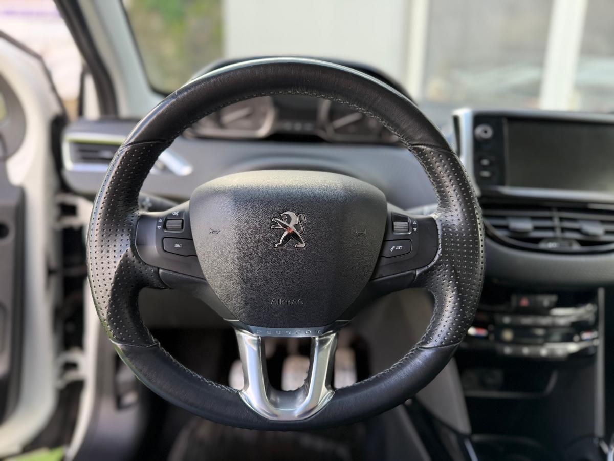 peugeot-2008-2017-diesel-1560cc