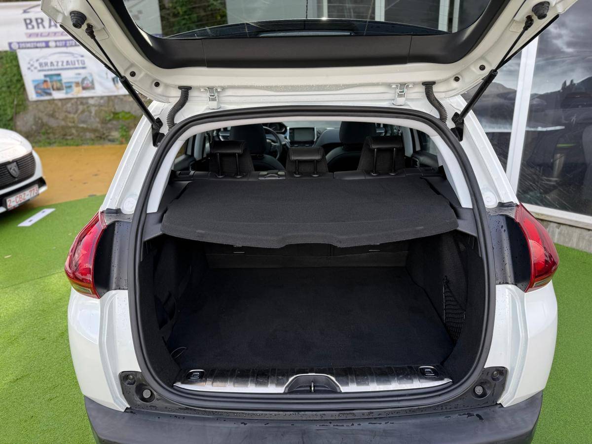 peugeot-2008-2017-diesel-1560cc
