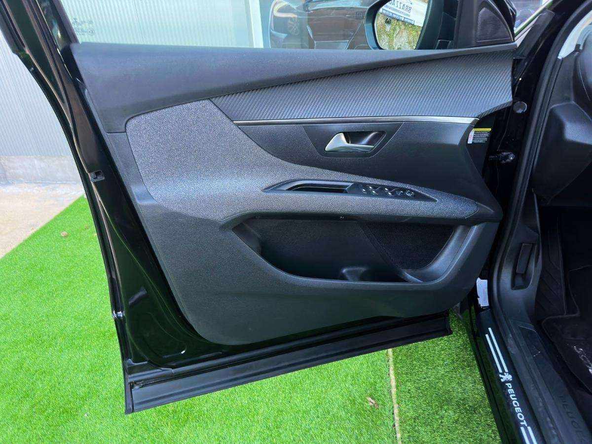 peugeot-5008-2019-diesel-1499cc