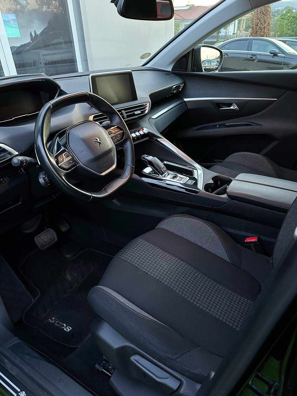 peugeot-5008-2019-diesel-1499cc