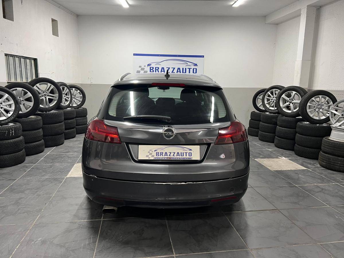 opel-insignia-sports-tourer-2012-diesel-1956cc