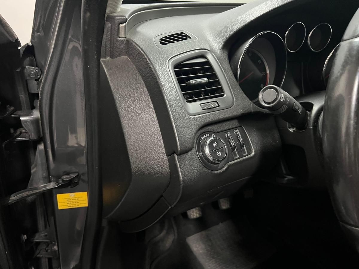 opel-insignia-sports-tourer-2012-diesel-1956cc