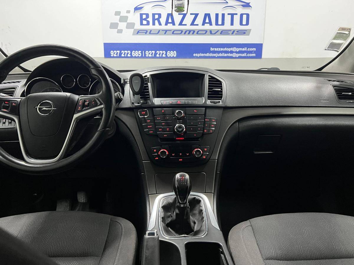 opel-insignia-sports-tourer-2012-diesel-1956cc