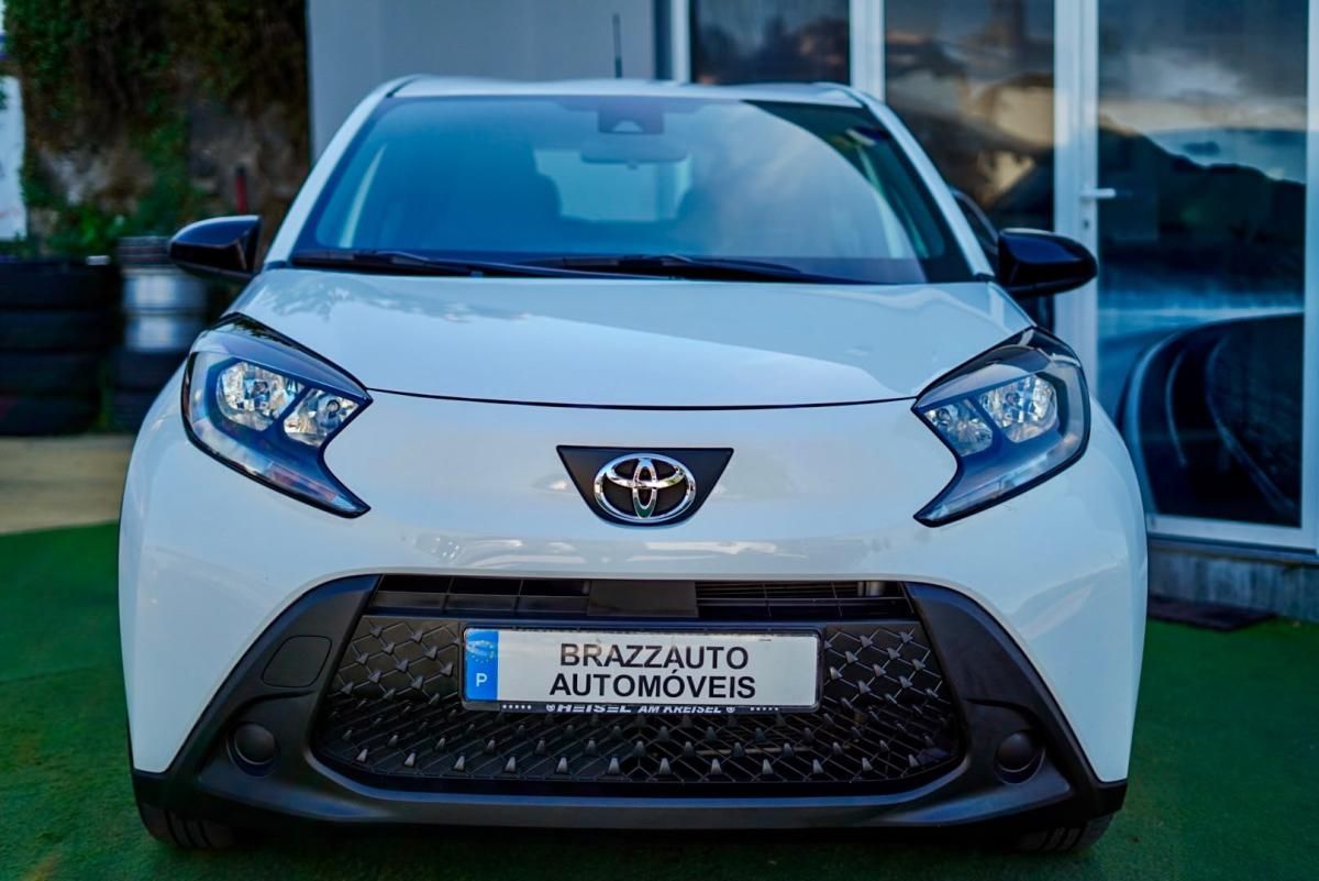 toyota-aygo-x-2025-gasolina-998cc