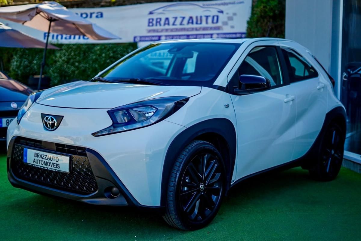 toyota-aygo-x-2025-gasolina-998cc