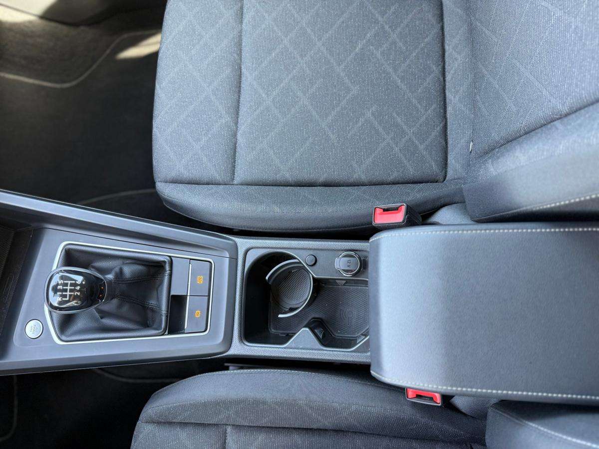 volkswagen-golf-iii-2022-gasolina-999cc