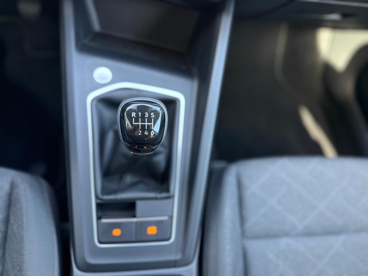 volkswagen-golf-iii-2022-gasolina-999cc