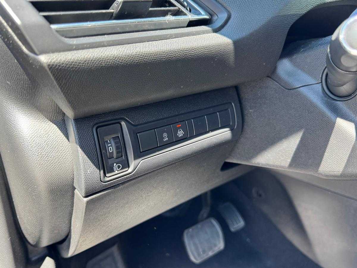 peugeot-308-sw-2019-diesel-1499cc