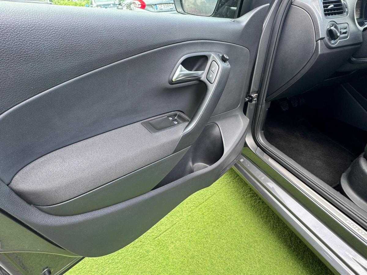 volkswagen-polo-2011-gasolina-1198cc