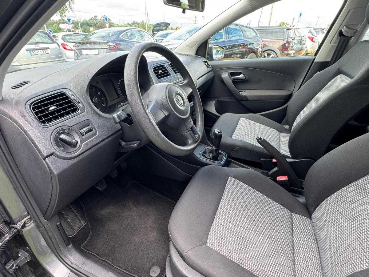 volkswagen-polo-2011-gasolina-1198cc