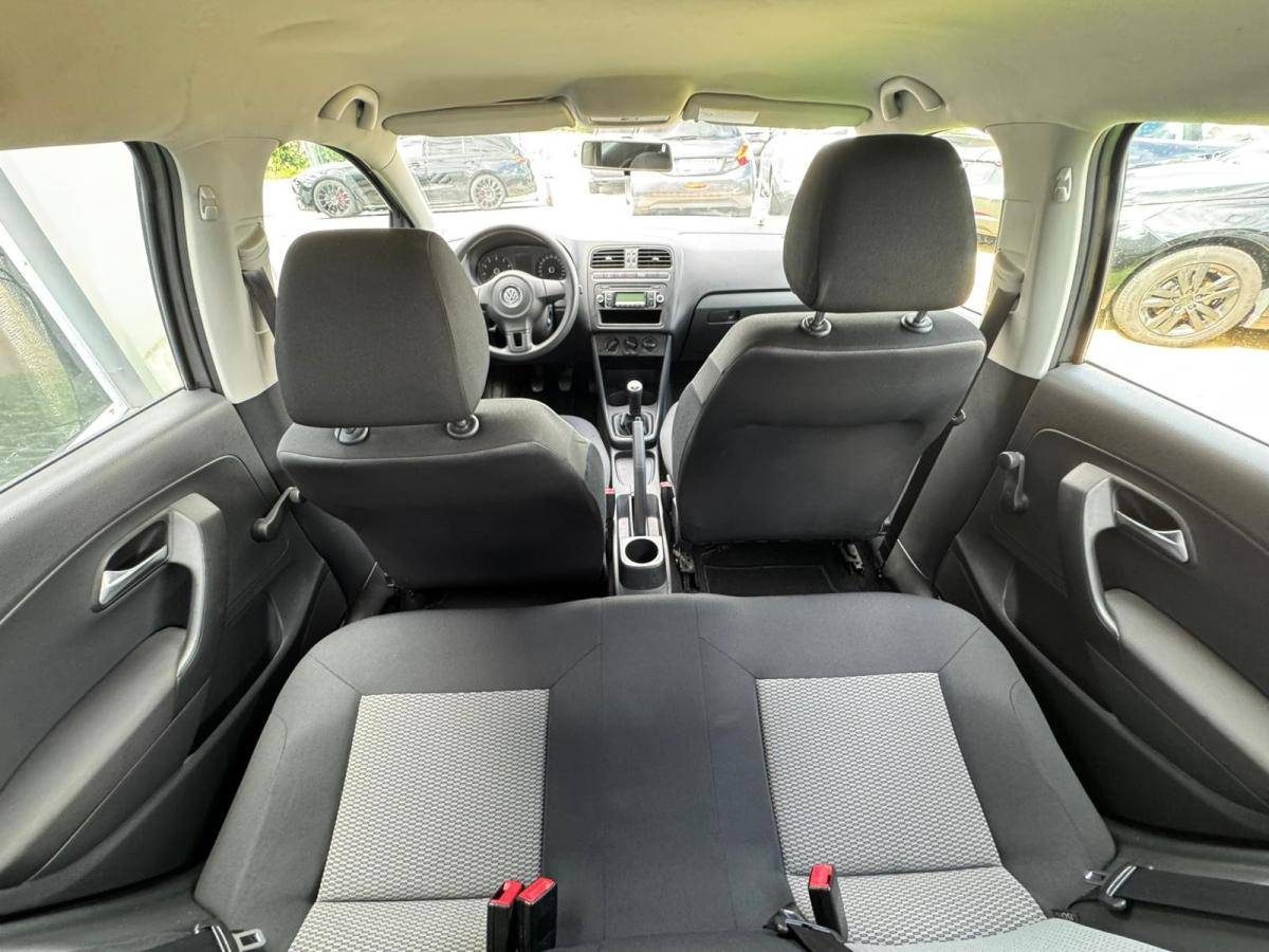 volkswagen-polo-2011-gasolina-1198cc