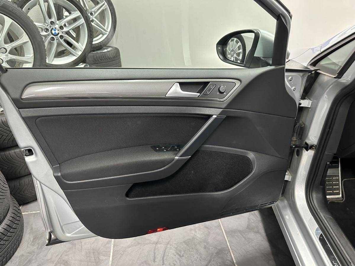 volkswagen-golf-2019-diesel-1598cc