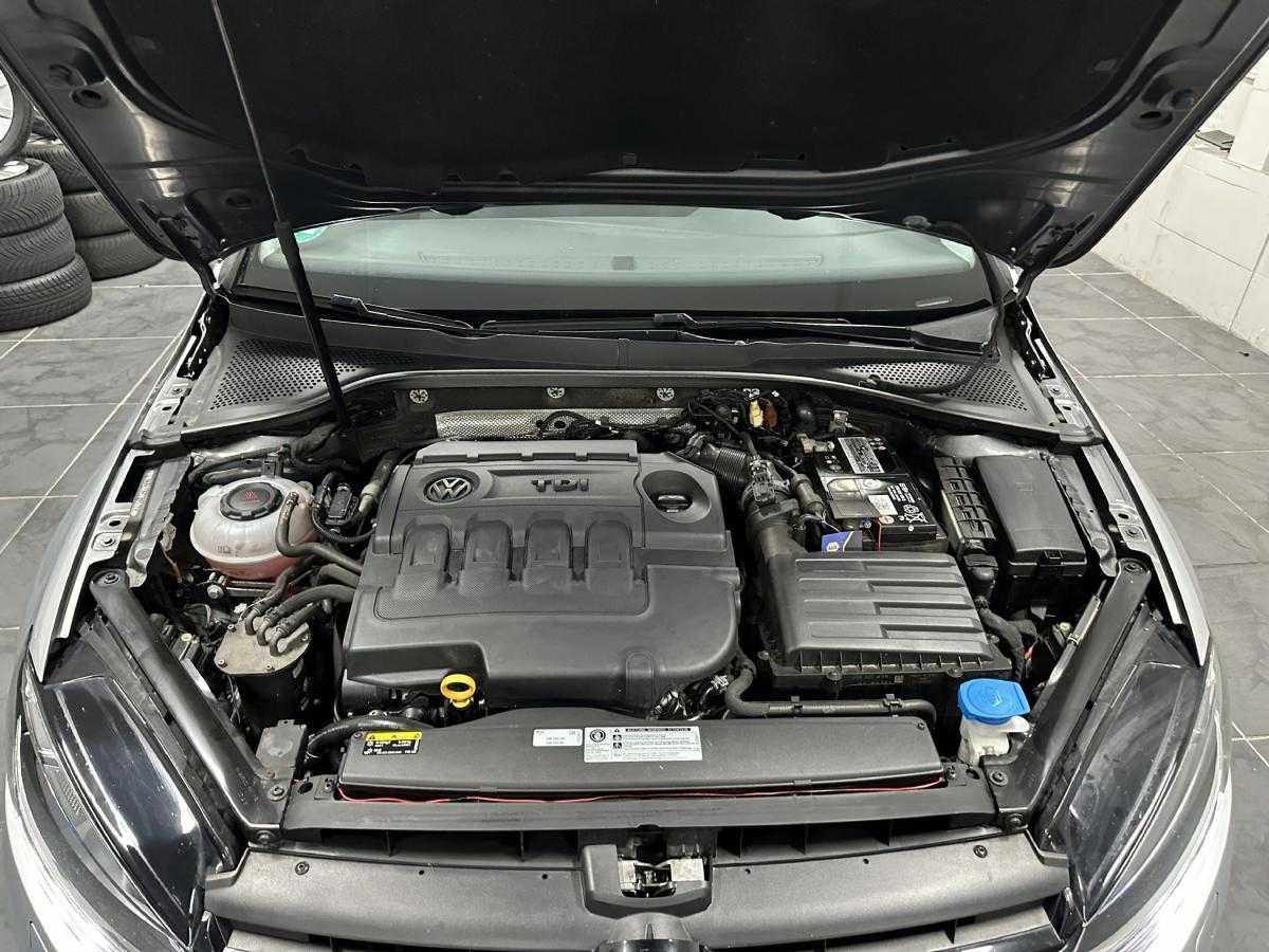 volkswagen-golf-2019-diesel-1598cc