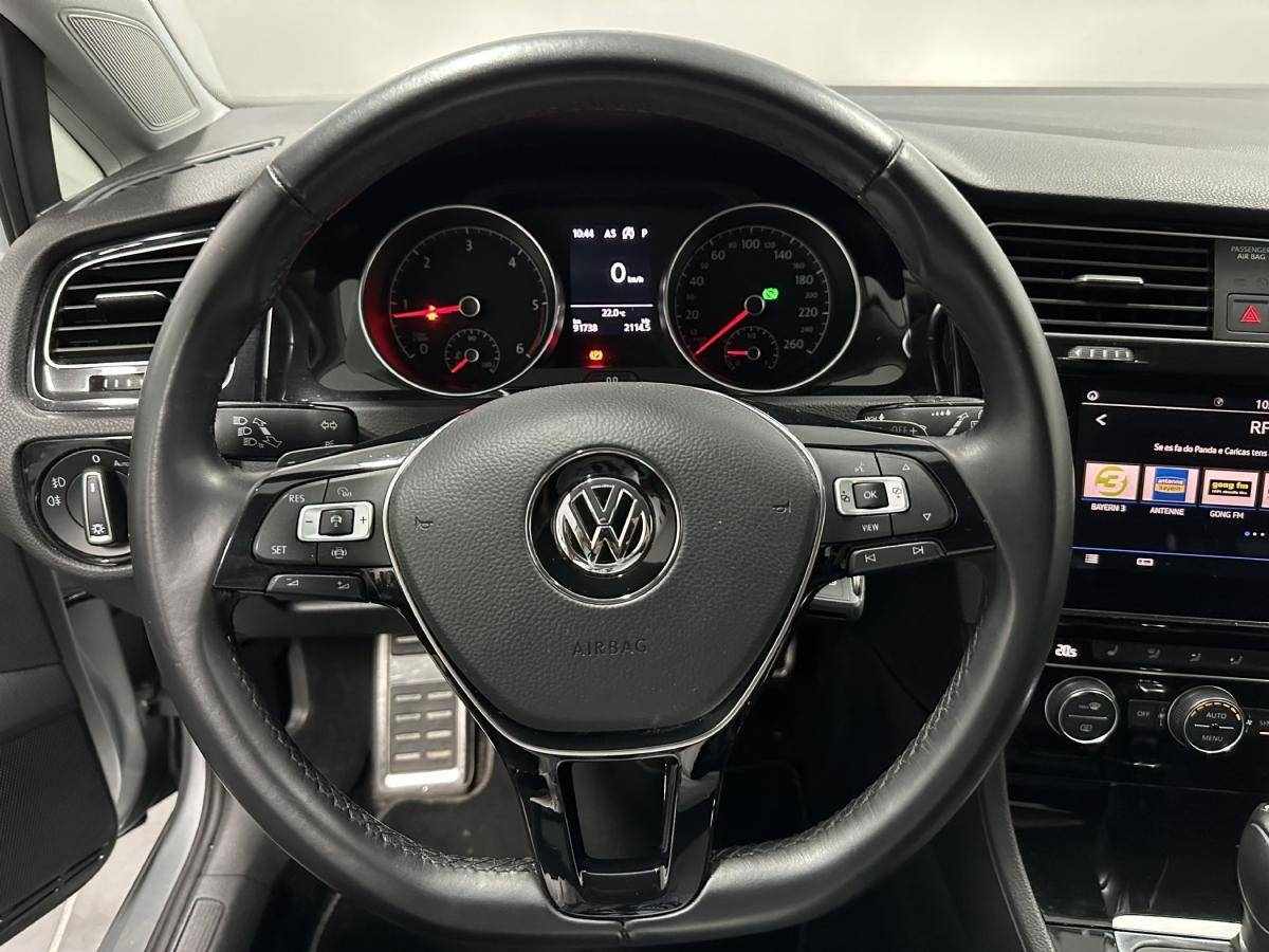 volkswagen-golf-2019-diesel-1598cc
