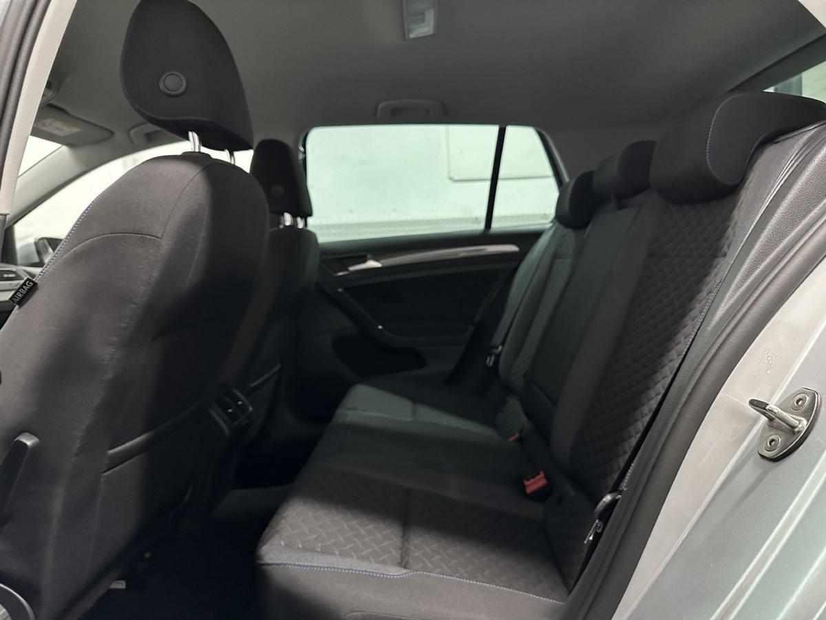 volkswagen-golf-2019-diesel-1598cc
