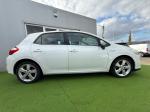toyota-auris-2011-gasolina-1798cc