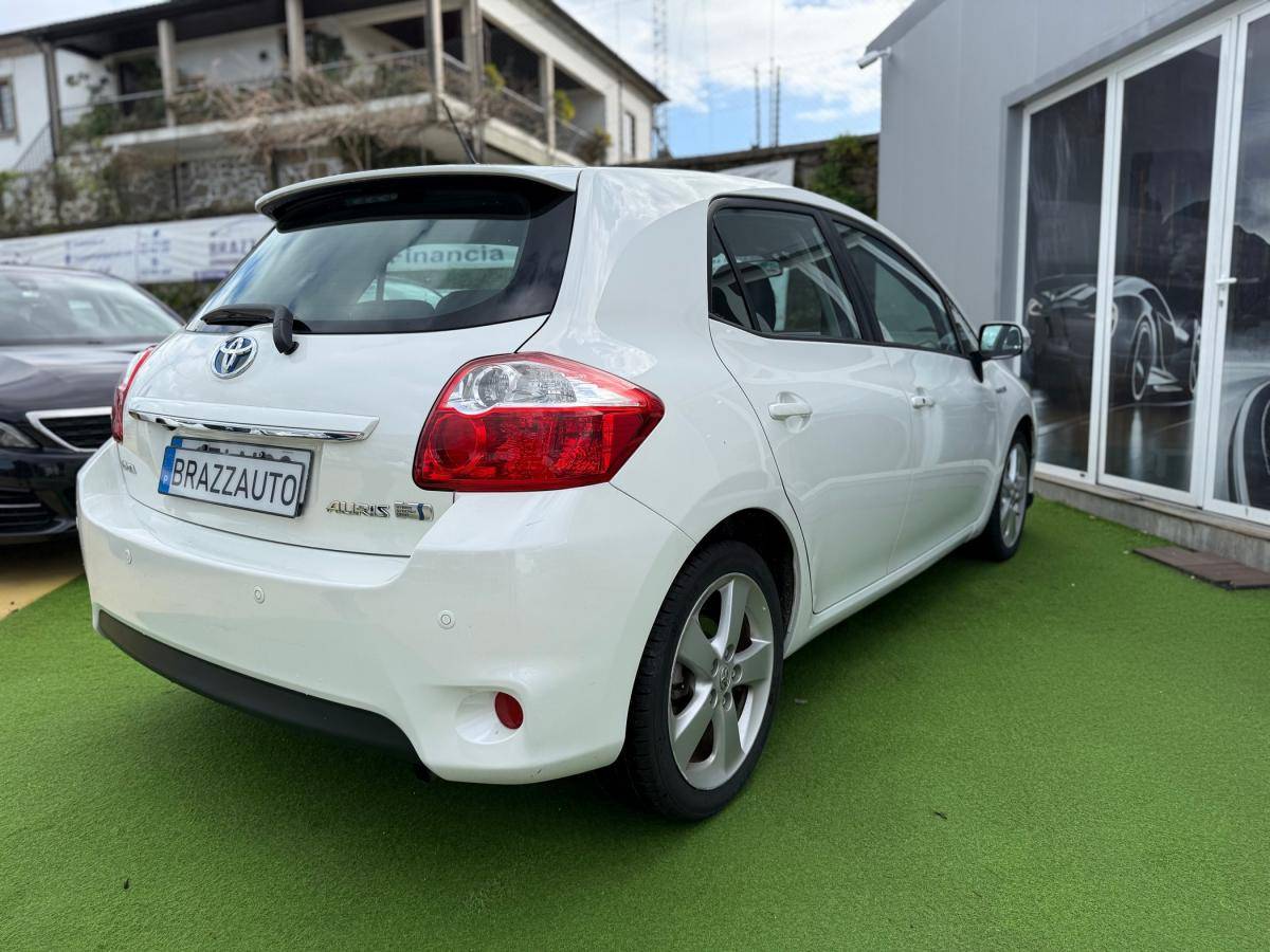 toyota-auris-2011-gasolina-1798cc