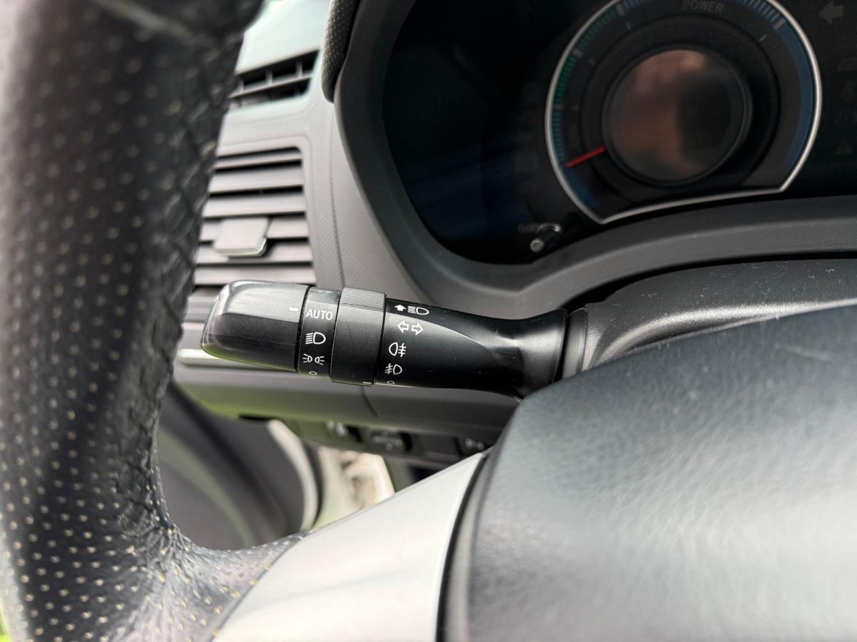 toyota-auris-2011-gasolina-1798cc