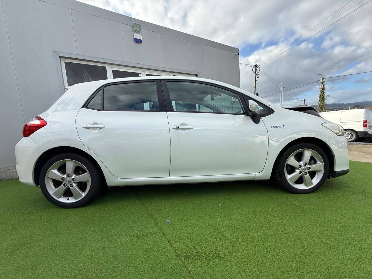 toyota-auris-2011-gasolina-1798cc