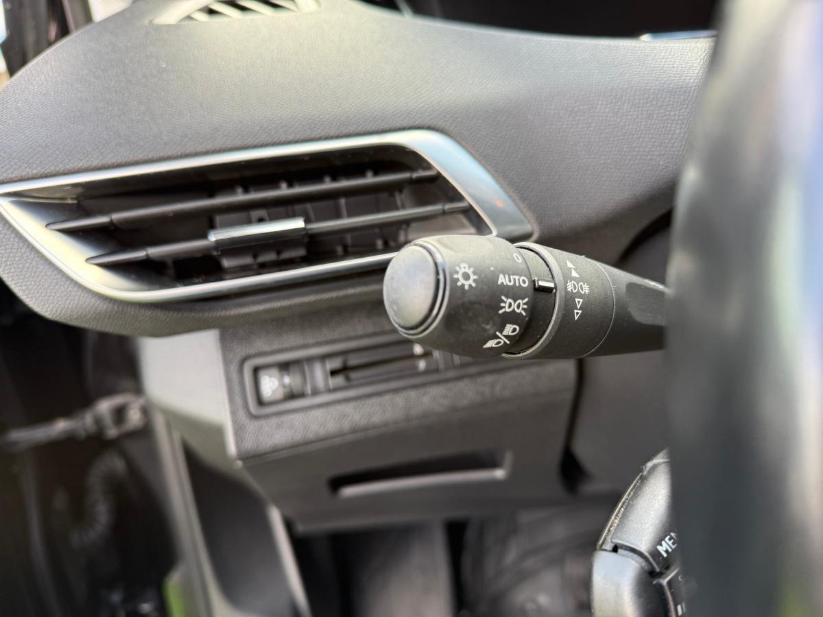 peugeot-3008-2019-diesel-1499cc