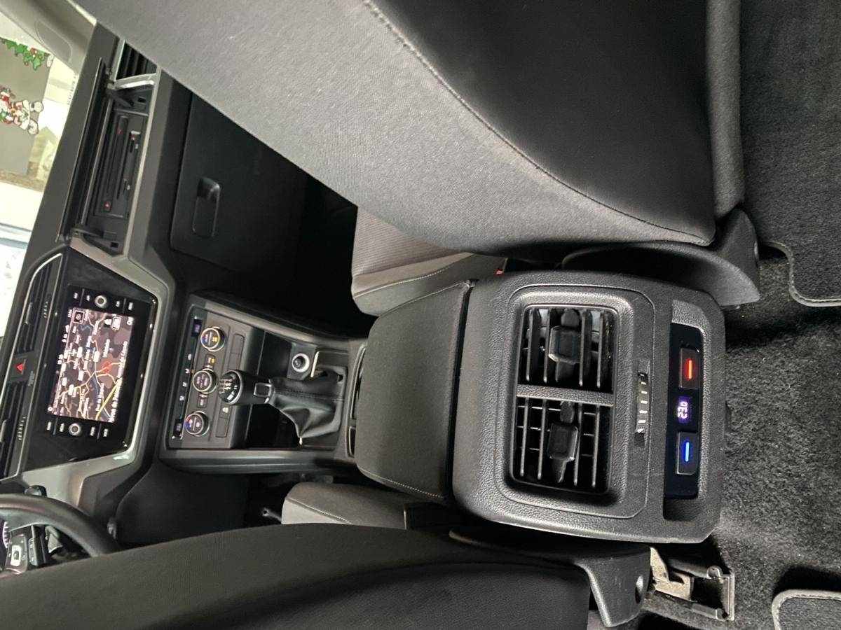 volkswagen-touran-2018-diesel-1598cc