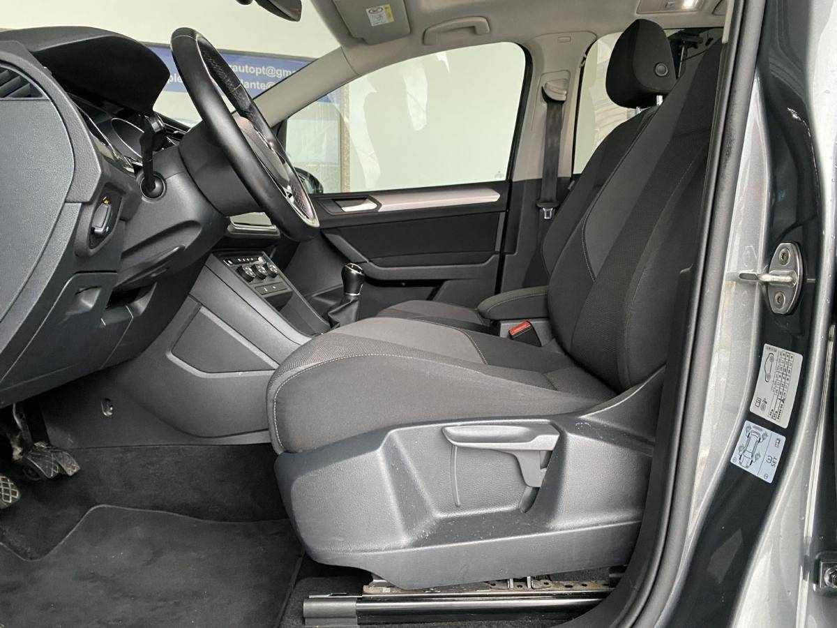 volkswagen-touran-2018-diesel-1598cc